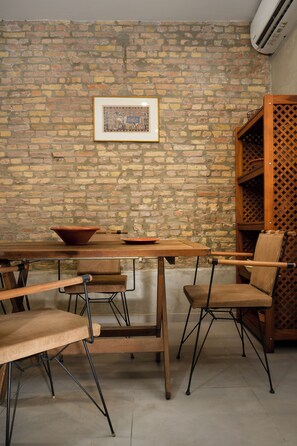 Dining - Rianou Apartment (Chania)