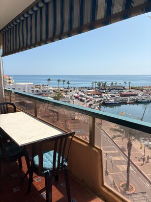 Outdoor dining - St Cyprien Douceur Marine view of the horizon (Saint-Cyprien)