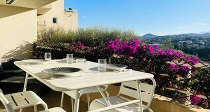 3 Rooms for 4 People