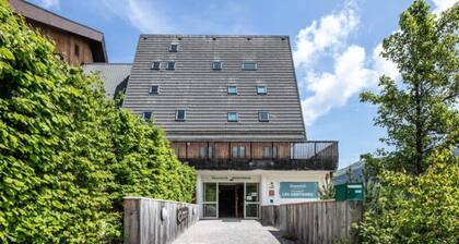 4 Room Chalet 8 People