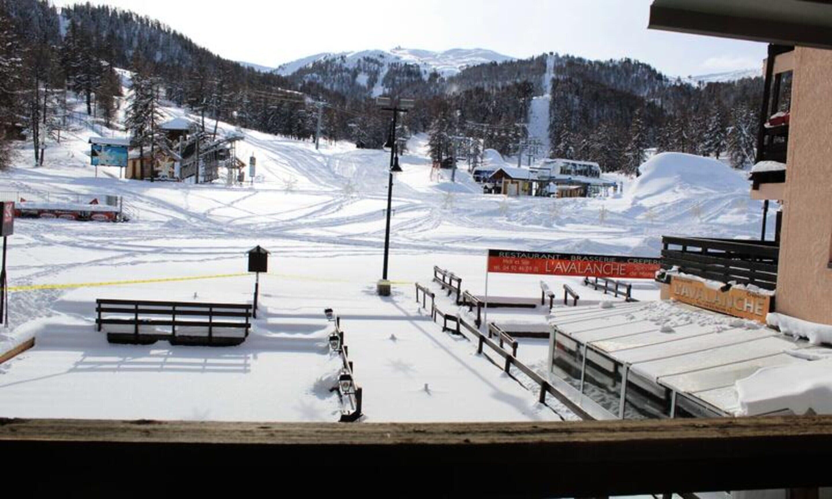 Pemandangan dari properti