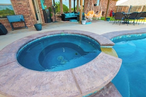 Outdoor pool - Mtn Escape • Pool, Hot Tub, Fire Pit, Pet OK! (Lawton)