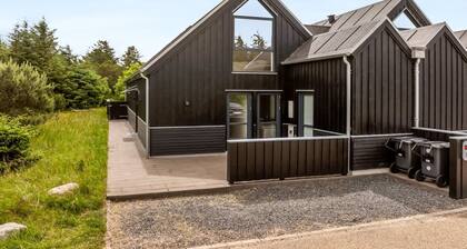 "Anelle" - 2.5km from the sea by Interhome