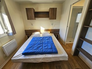 Luxury Mobile Home, 2 Bedrooms | Wi-fi 