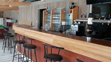 Snack bar