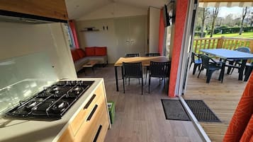 Comfort Mobile Home, 2 Bedrooms | WiFi