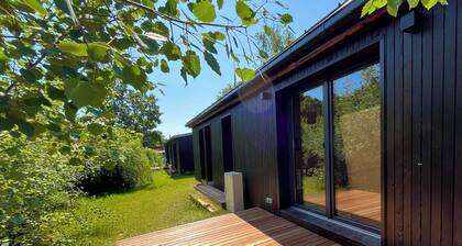 Lovely and modern house with private garden at lake Grimnitz
