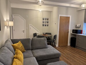 Cottage | Living area - Swirral Edge Cottage (Penrith)