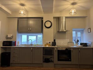 Cottage | Dapur peribadi | Mesin basuh pinggan mangkuk