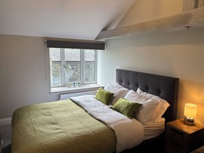 2 camere, con stile personalizzato, con arredamento individuale