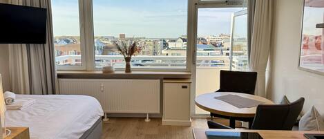 1 室のベッドルーム、WiFi