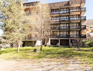 Exterior - Coolidge Residence for Four People (Saint-Chaffrey)