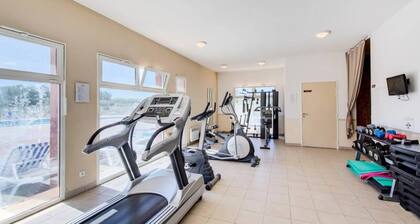 House 1 Room Mezzanine 4 People