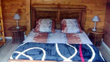 1 Schlafzimmer, Schreibtisch, BĂŒgeleisen/BĂŒgelbrett, WLAN