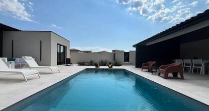 Contemporary Villa With Pool