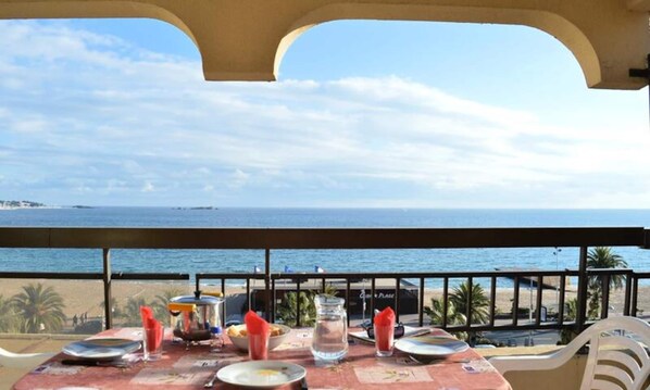 Outdoor dining - Acapulco one Residence (Fréjus)
