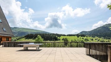 Tempat makan outdoor