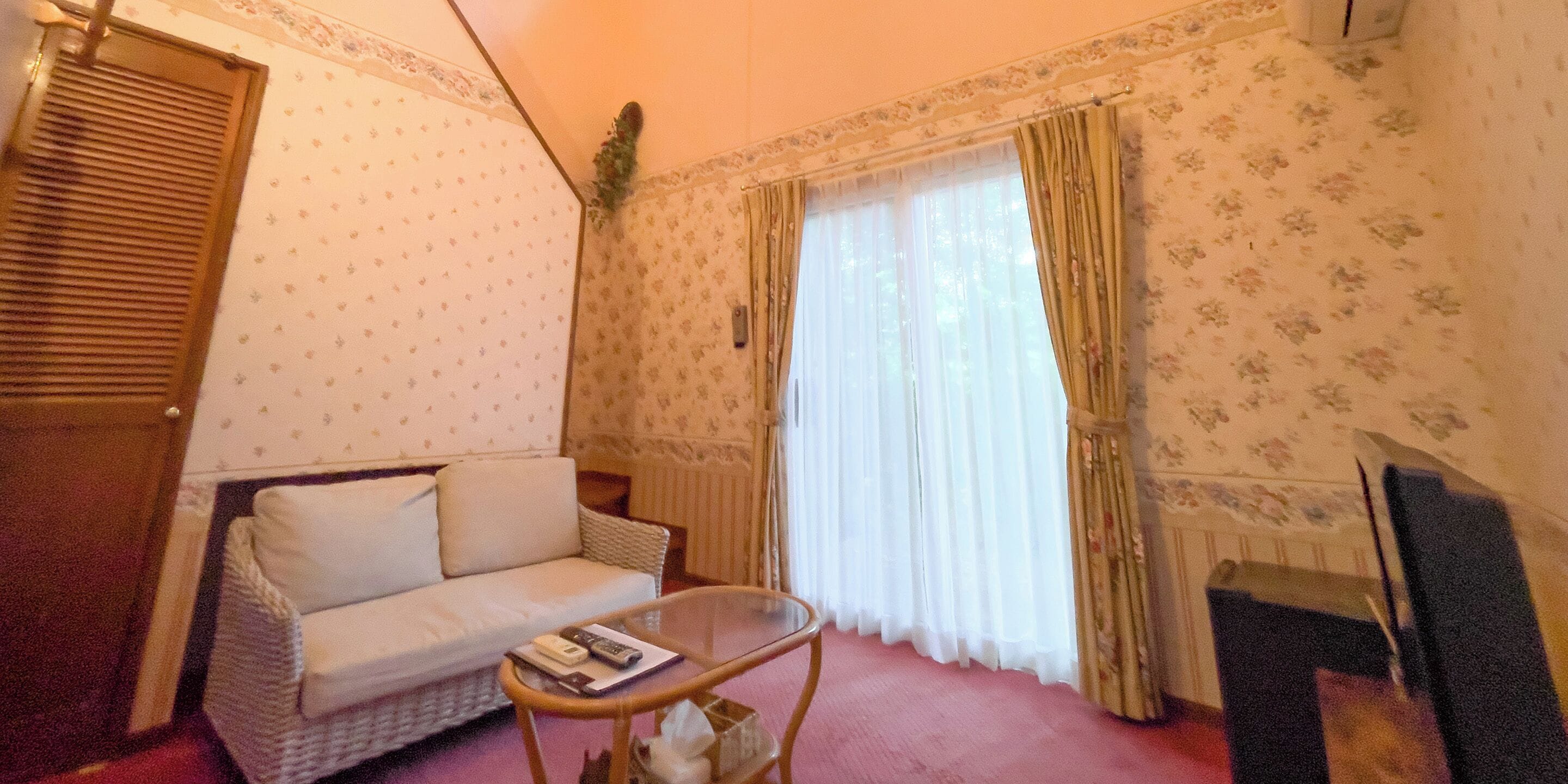 Maisonette | Free WiFi, bed sheets