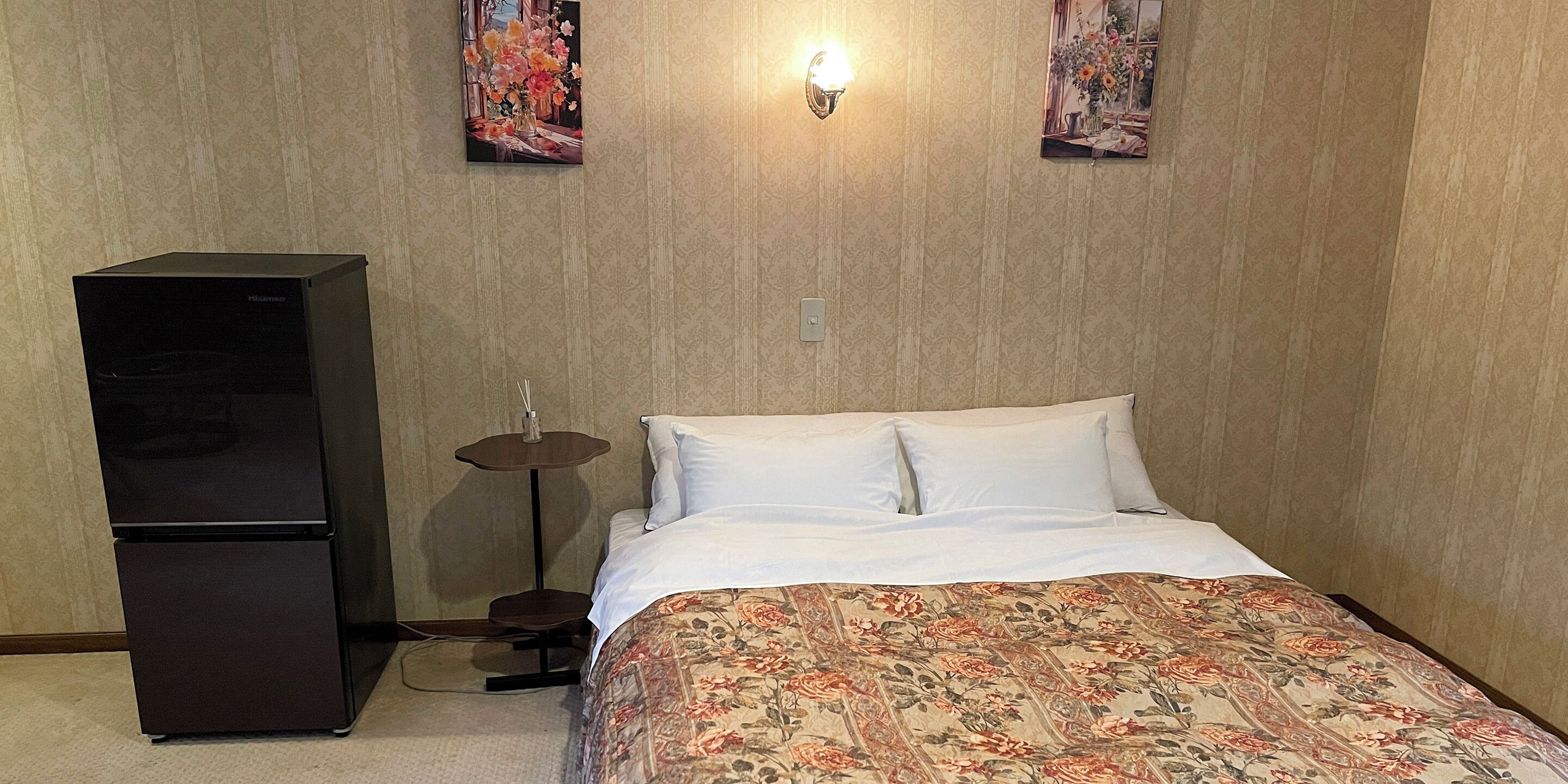 Double Room | Free WiFi, bed sheets