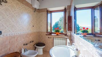 Apartment, Garden View