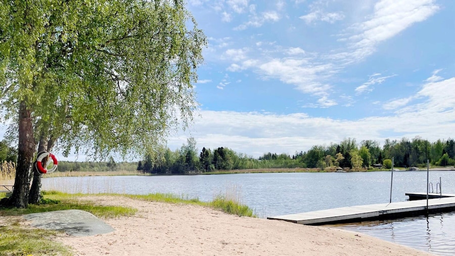 Cozy Summer Retreat in Graddo