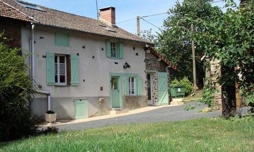 Holiday Home in Doueineix