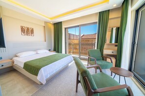 9 chambres, fer et planche à repasser, Wi-Fi, draps fournis