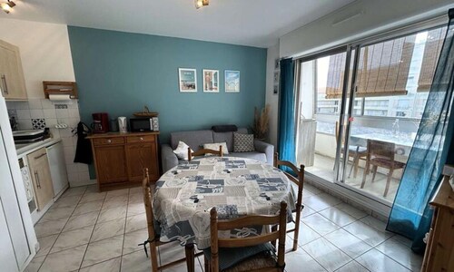 Residence Saint Hilaire for 5 People