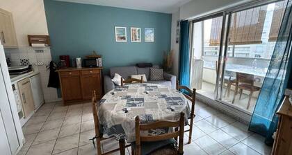 Residence Saint Hilaire for 5 People