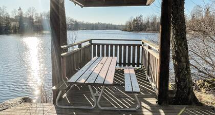 Secluded House With Garden and Lakes