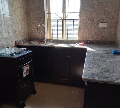 YP-MADE SUPERB VILLA featuring 2 and 1-bedroom apartments,