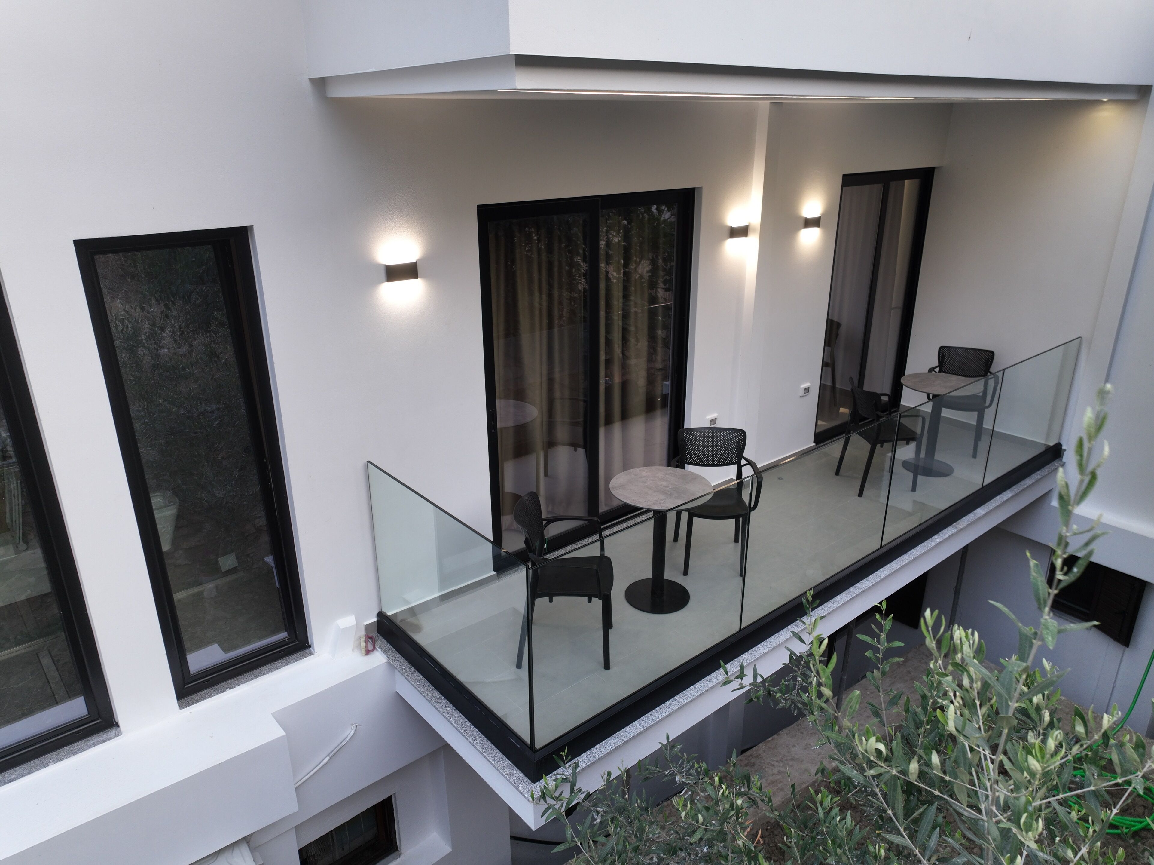 المنشأة من الخارج