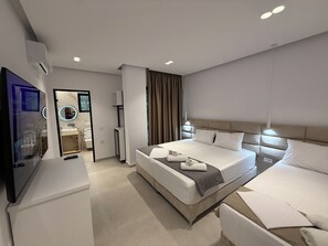 Premium Triple Room, Balcony, Mountain View | Soundproofing, free WiFi