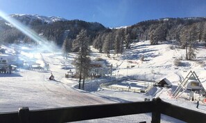 숙박 시설 구내