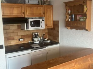 Refrigerador, microondas y lavavajillas 