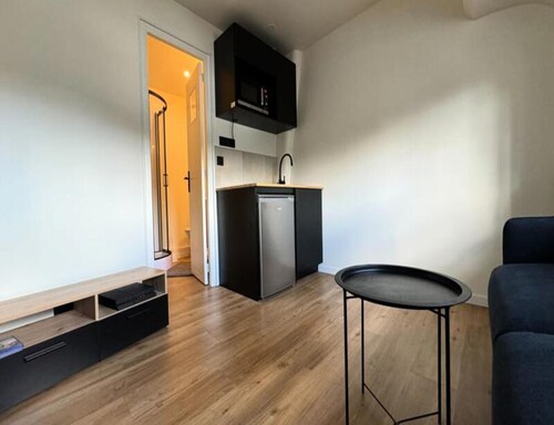 Comfortable Love Cocoon In Caen