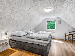 3 bedrooms, internet