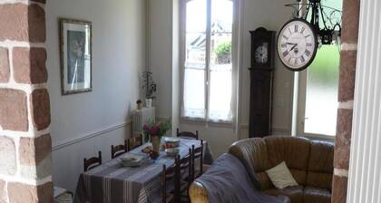 Gite de France in Vars-sur-roseix 3 Ears