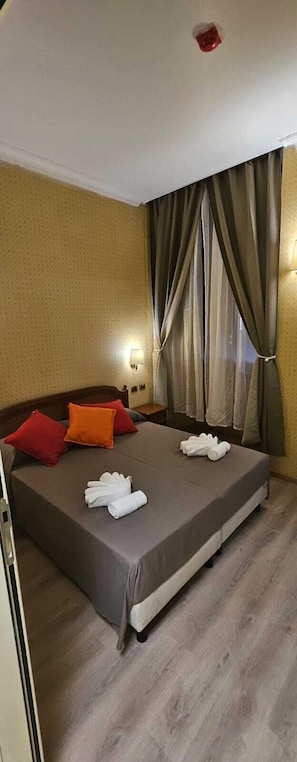 Skrivbord och gratis wi-fi