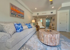 Smart TV - This townhouse is a 2 bedroom(s), 1.5 bathrooms, located in Rockport, TX. (Rockport)