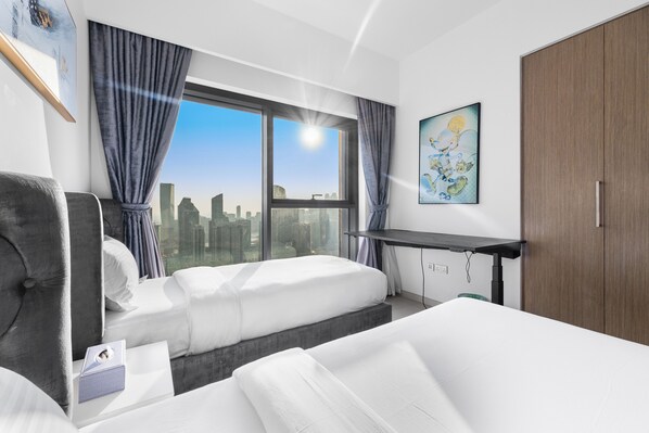 3 makuuhuonetta, silitysrauta/-lauta, internet, vuodevaatteet