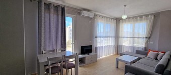 Spacious 4-bedroom apartment with AC, WiFi in brilliant Radhimë