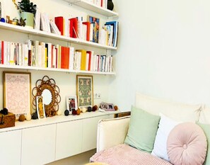 Living room - Standing Cocoon Paris 11 (Paris)