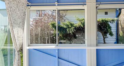 Charming Garden Cottage in Levide