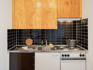 Oven, highchair