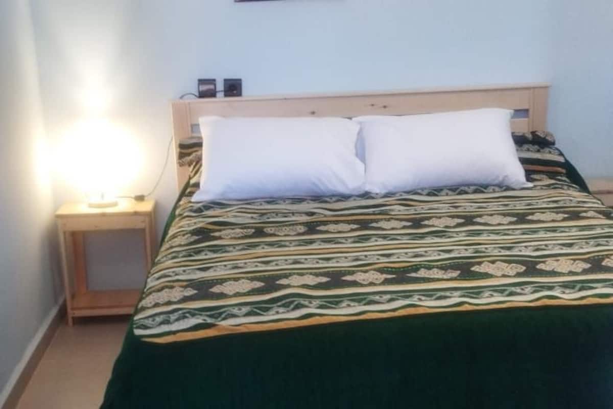 Deluxe Triple Room, Garden View | Laptop workspace, WiFi (free), bed sheets