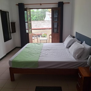 1 bedroom, WiFi, bed sheets