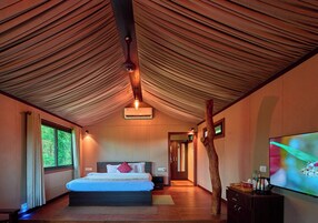 Rock Villa | Free WiFi, bed sheets