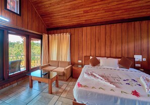 Free WiFi, bed sheets - Niyatma Resort Wayanad by VOYE HOMES (Vythiri)