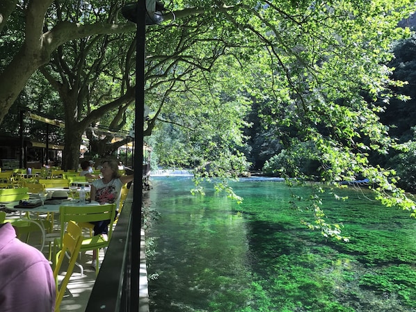 Restaurante al aire libre